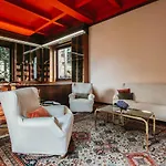 Library - Candela Stresa