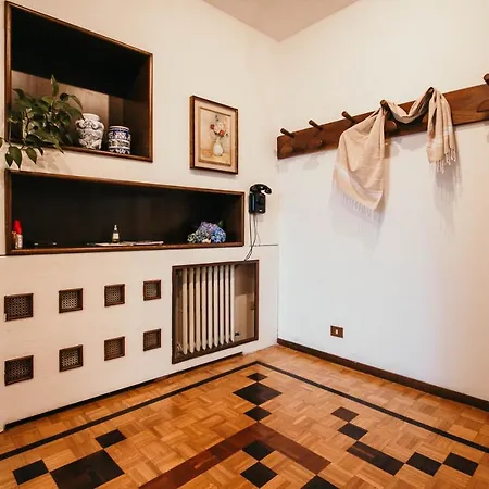 Library - Candela Lejlighed *