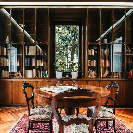 Library - Candela Apartment *
