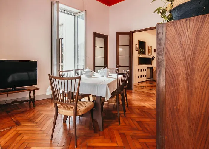 Library - Candela Apartamento