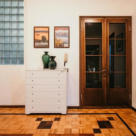 דירה Library - Candela *